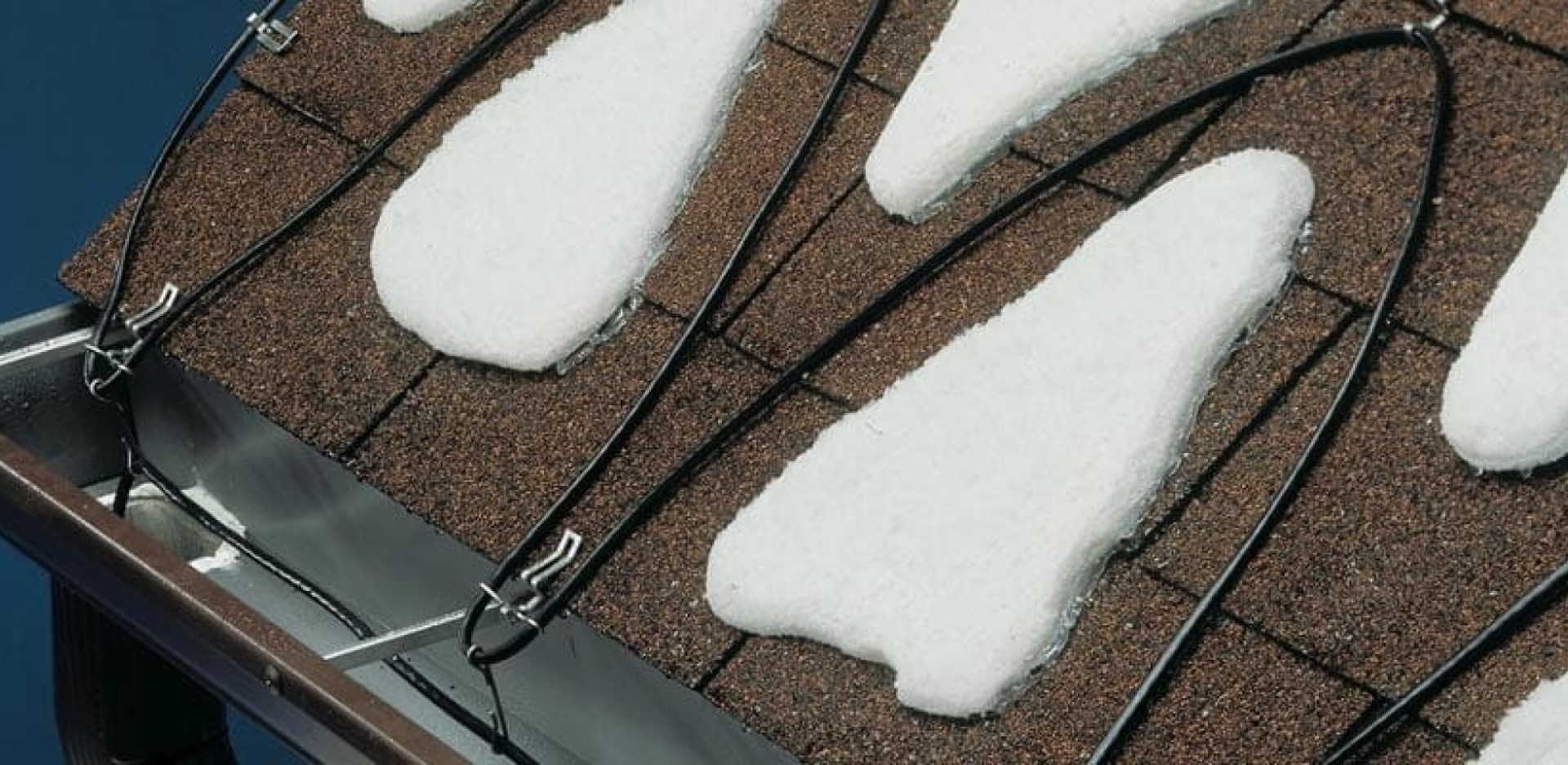 Easily Defy Winter Damage With Rooftop Heat Tape